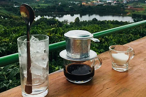 Dogi Coffee ngon, view đẹp nhất định phải ghé thử