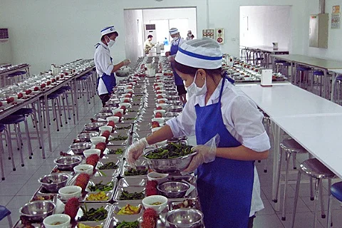 Thực đơn suất ăn công nghiệp chất lượng, giá tốt tại Hà Nội