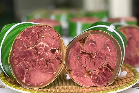 giò me Tết sum vầy