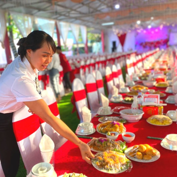 Nhận đặt tiệc Buffet trọn gói tại Hà Nội