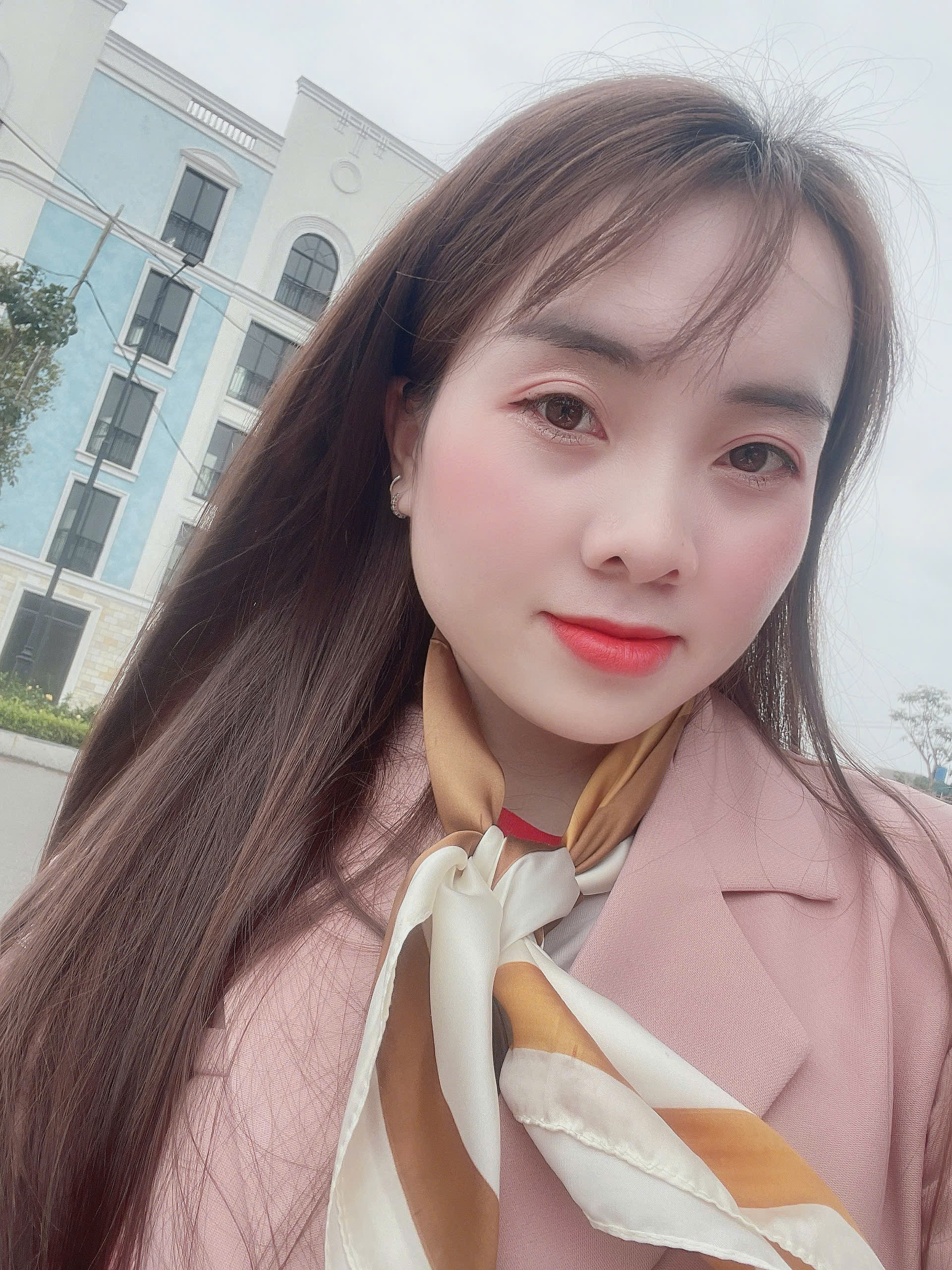  Hương Nguyễn